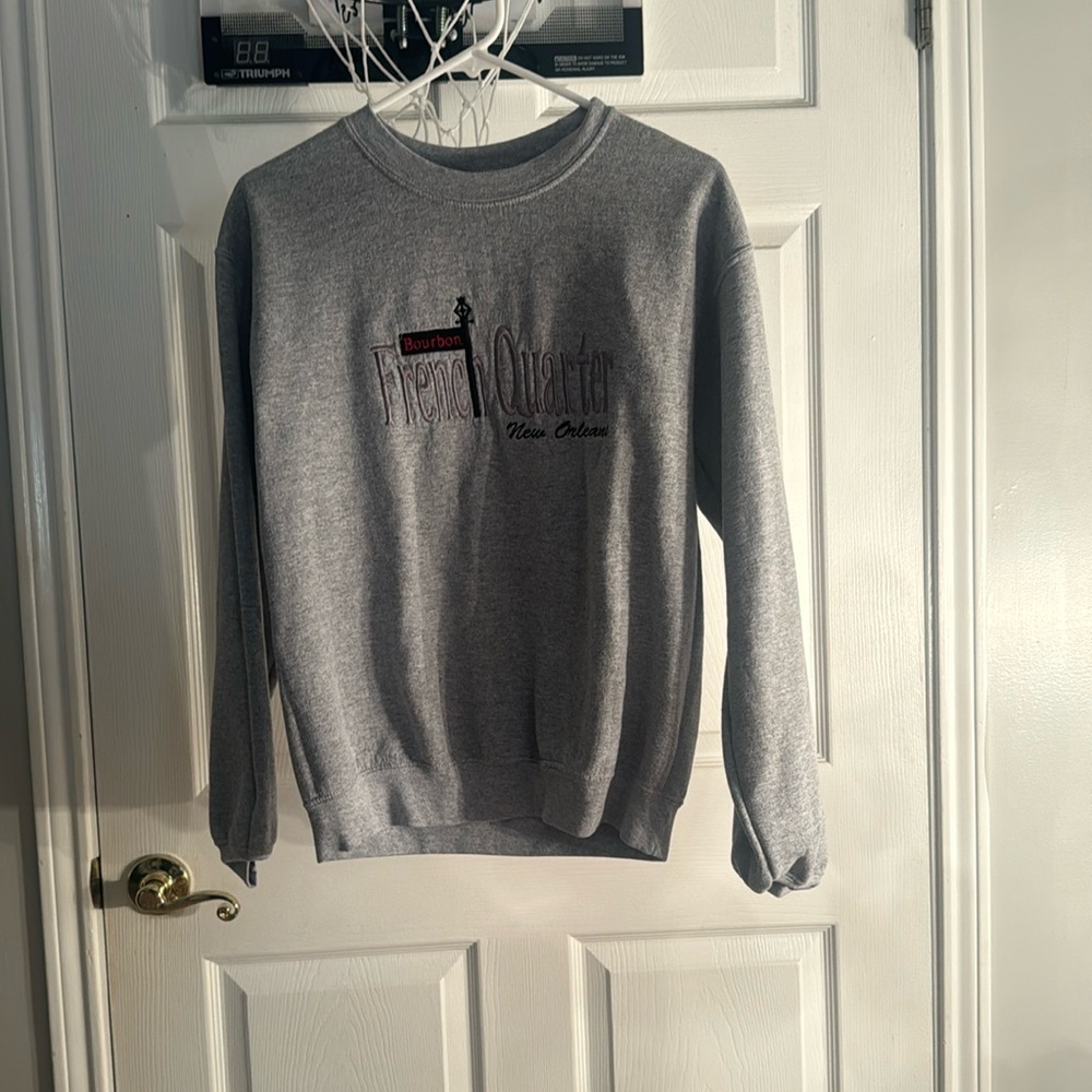 A small new orleans grey sweatshirt!
